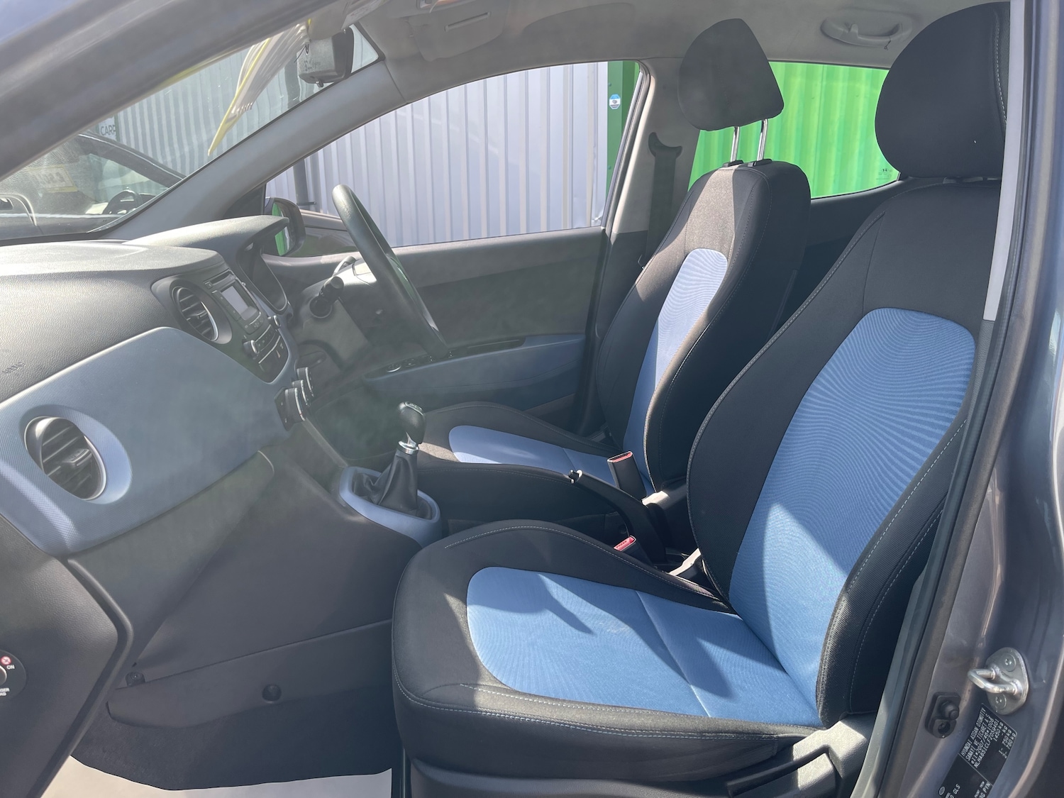 Used Hyundai i10 2014 for sale - 76211687: Photo 13