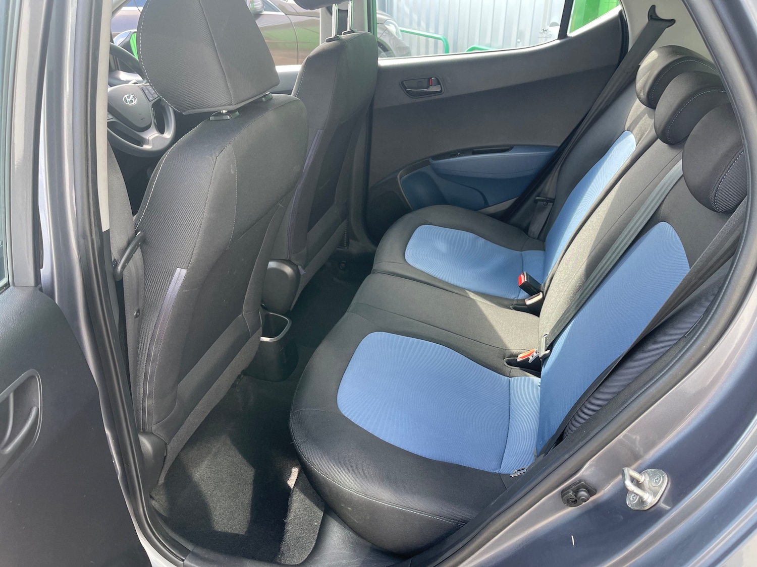 Used Hyundai i10 2014 for sale - 76211687: Photo 15