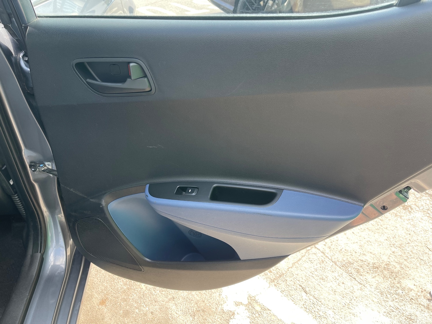 Used Hyundai i10 2014 for sale - 76211687: Photo 17