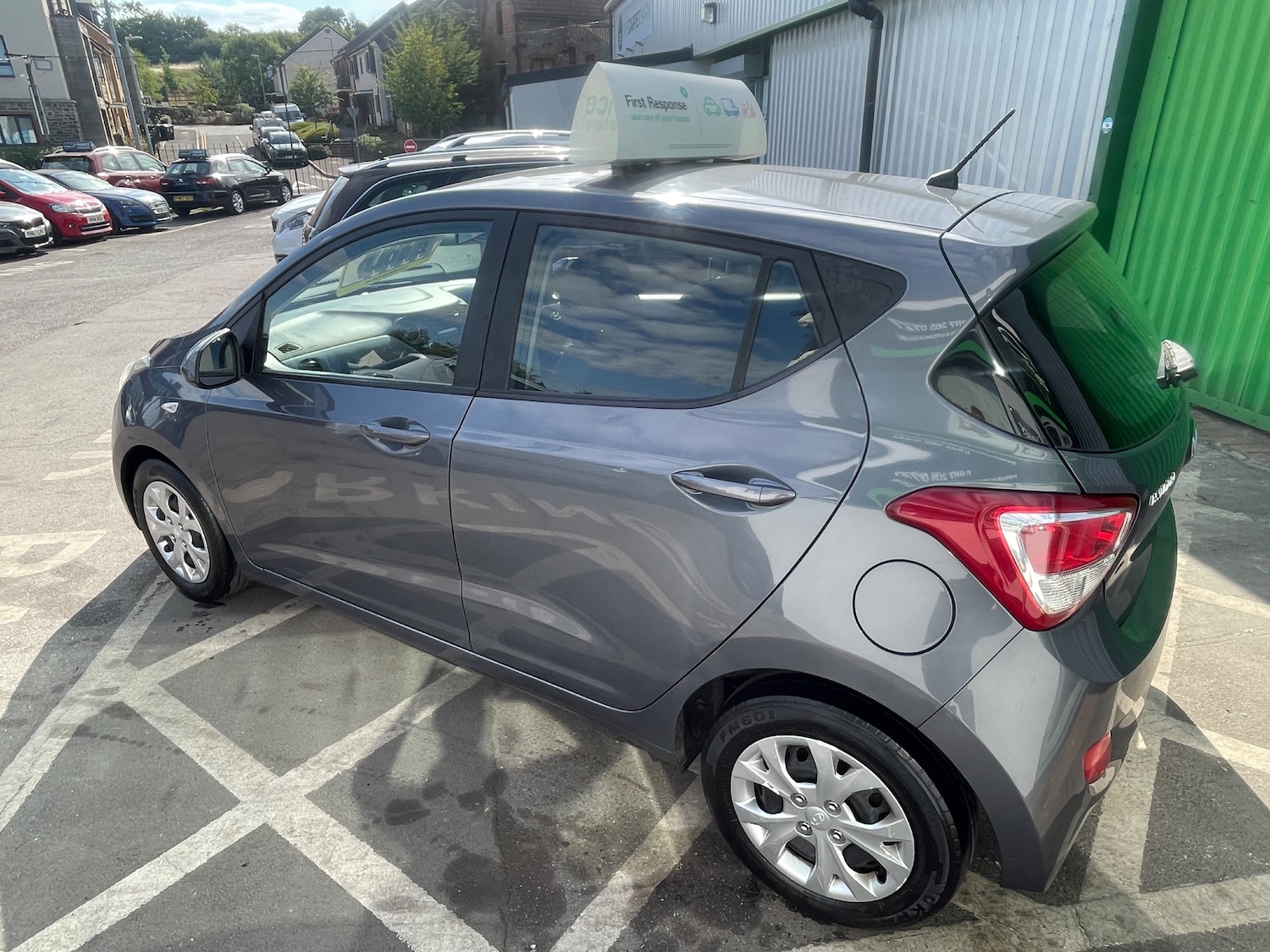Used Hyundai i10 2014 for sale - 76211687: Photo 5