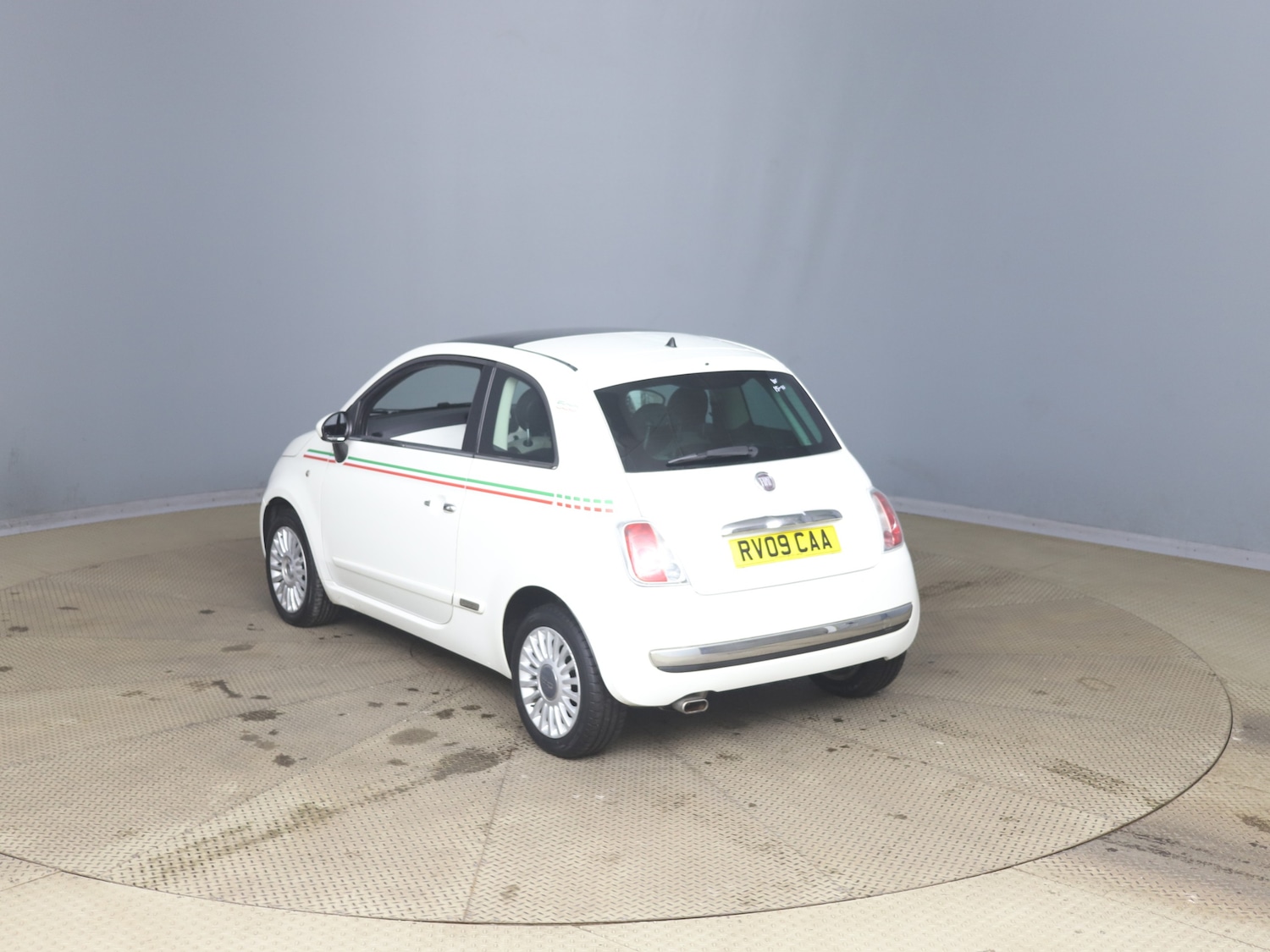 Used Fiat 500 2009 for sale - 76324495: Photo 2