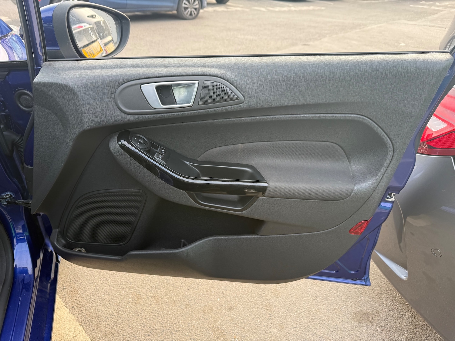 Used Ford Fiesta 2015 for sale - 77506118: Photo 11