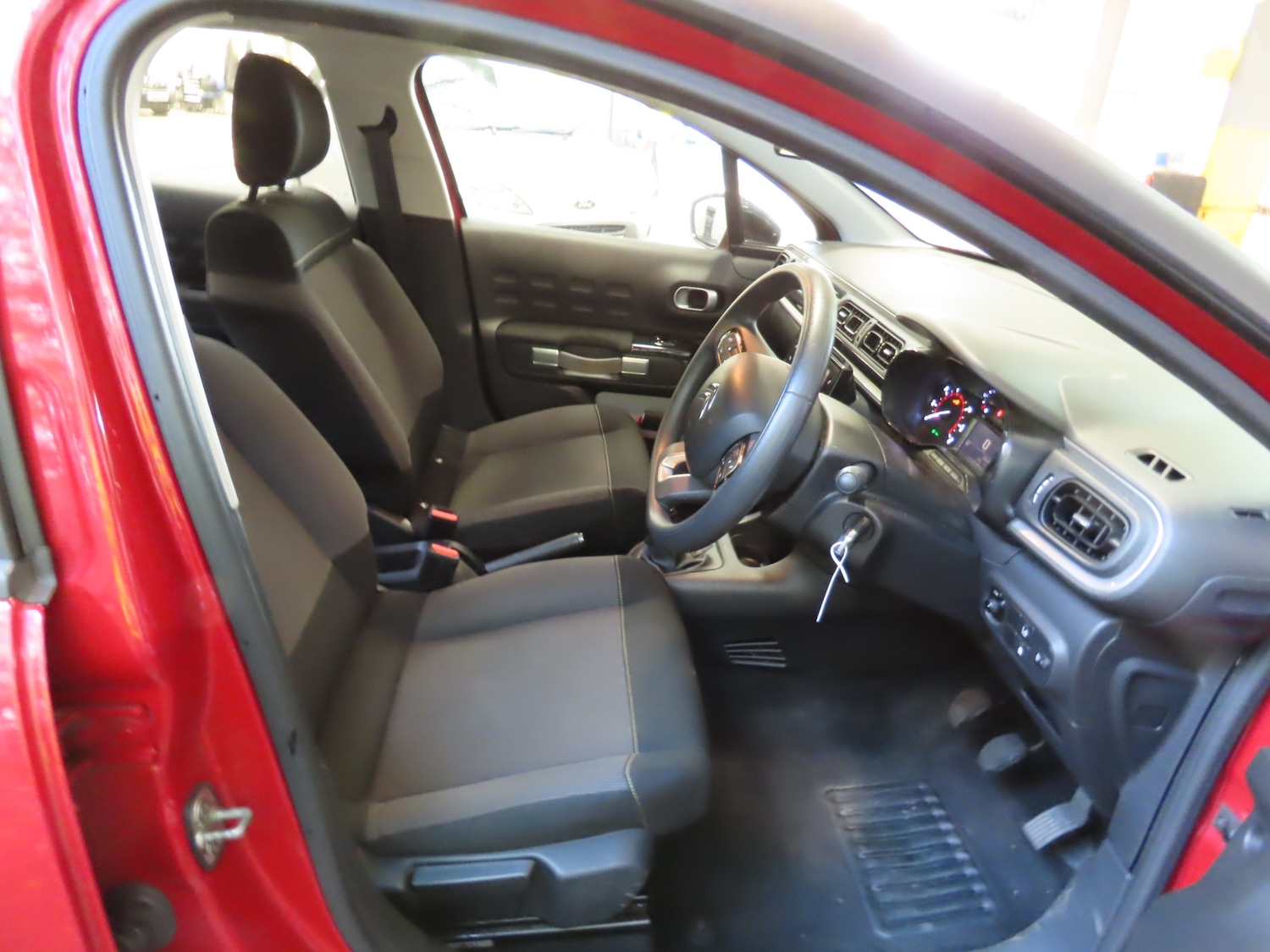 Used Citroen C3 2017 for sale - 76909272: Photo 11