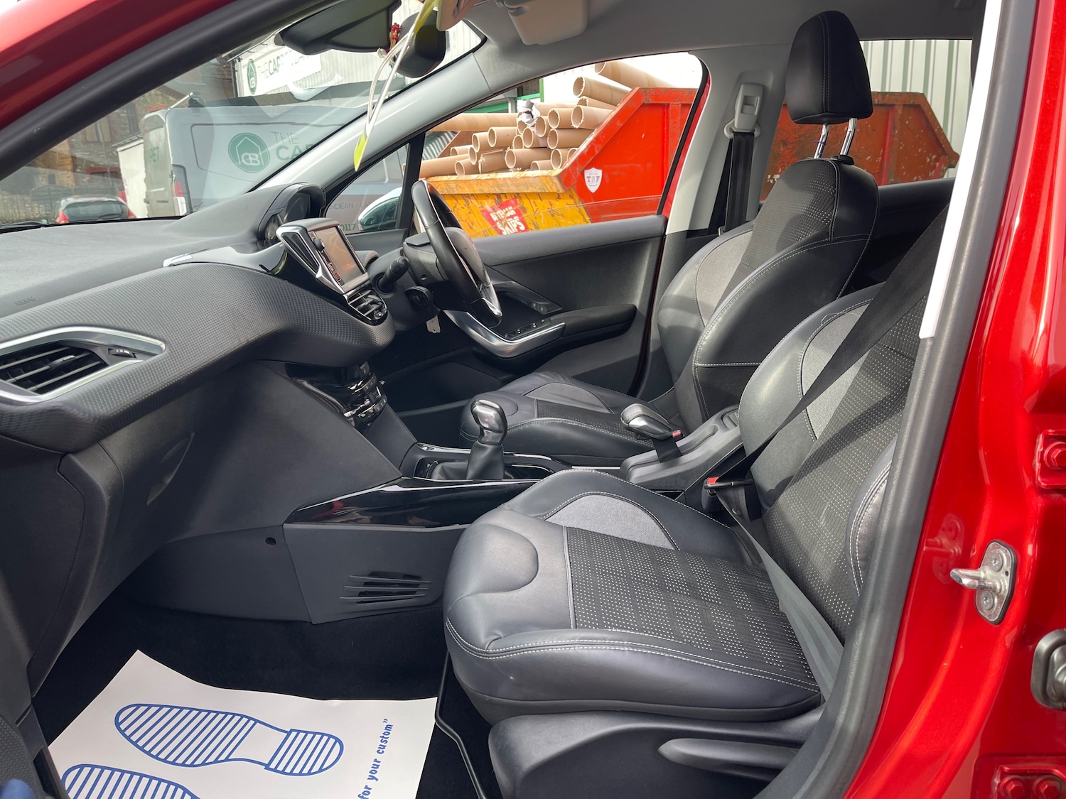 Used Peugeot 2008 2015 for sale - 77578851: Photo 12