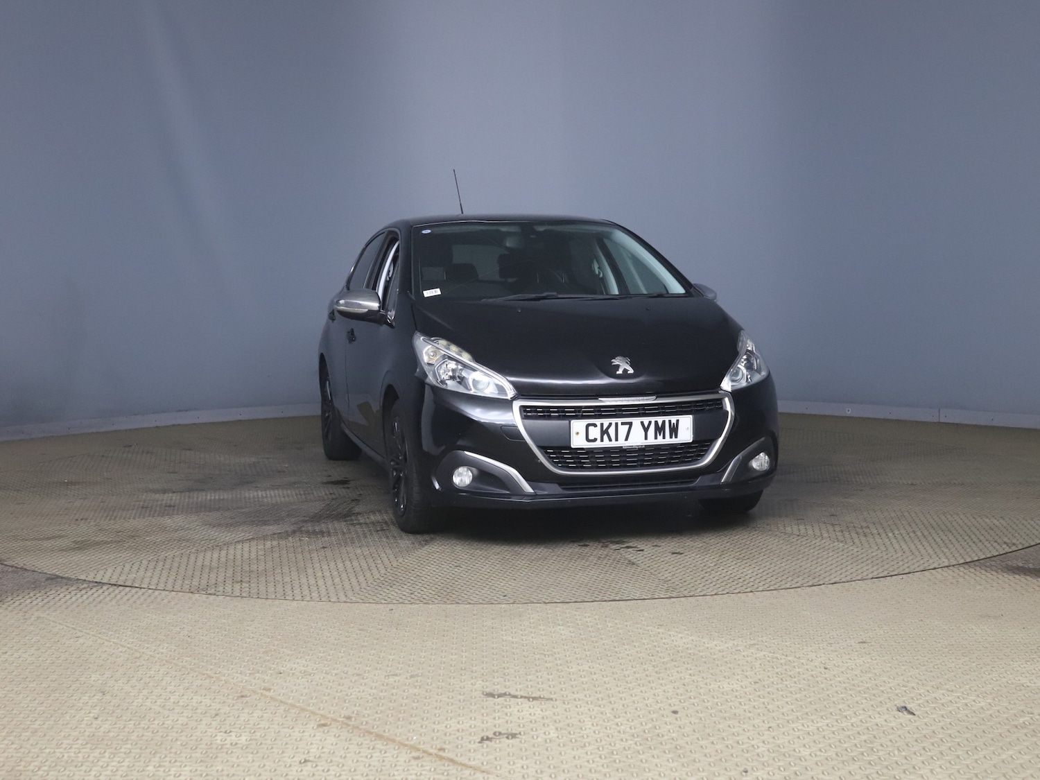 Used Peugeot 208 2017 for sale - 76466238: Photo 9