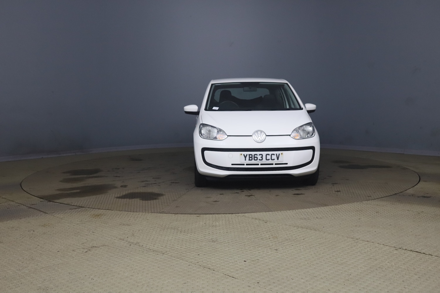 Used Volkswagen up! 2013 for sale - 77450894: Photo 2