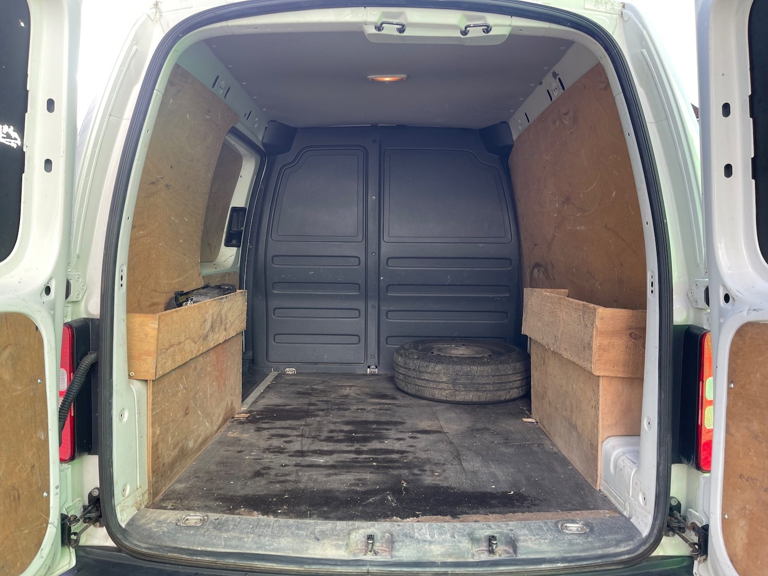 Used Volkswagen Caddy 2014 for sale - 76495797: Photo 14