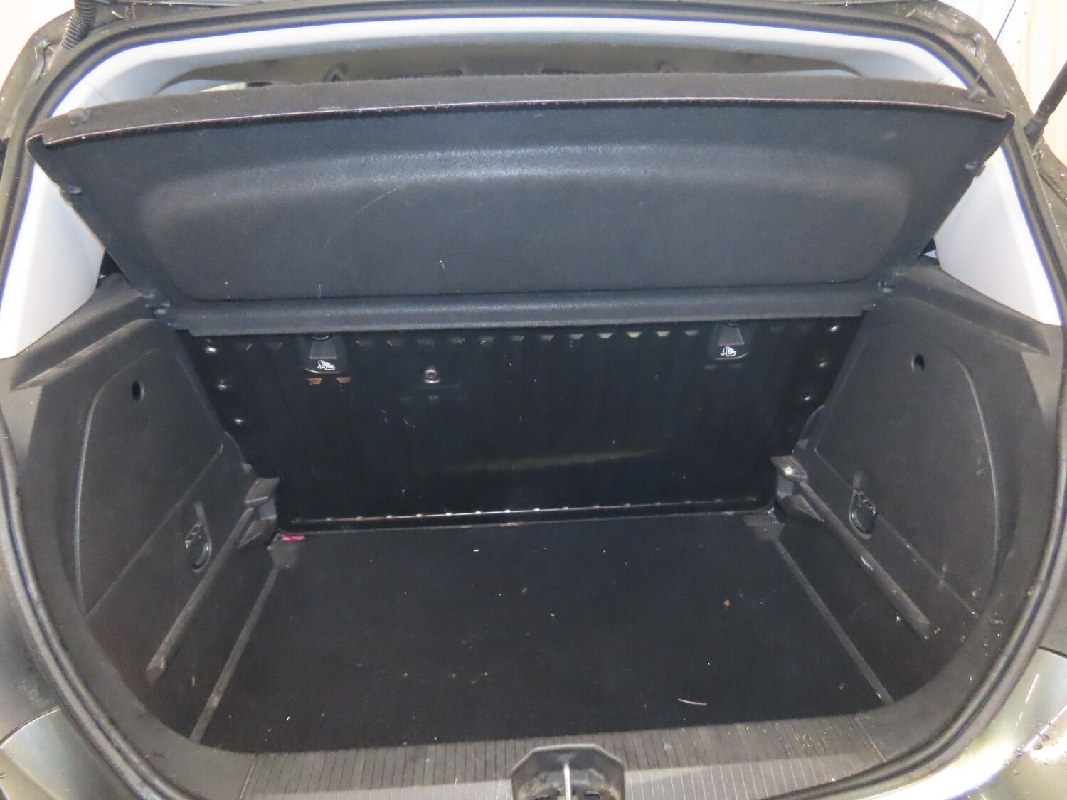 Used Vauxhall Corsa 2017 for sale - 77450896: Photo 8