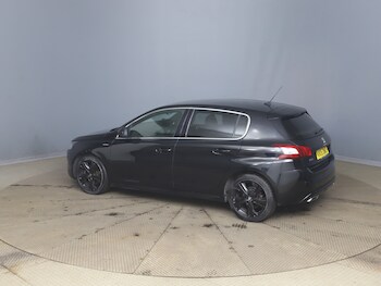 Used Peugeot 308 2015 for sale - 77676532: Photo