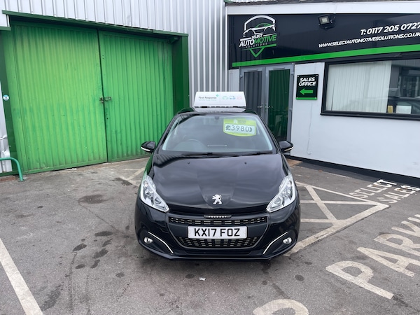 Used Peugeot 208 2017 for sale - 76211675: Photo 2