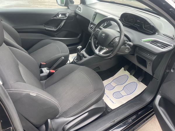 Used Peugeot 208 2017 for sale - 76211675: Photo 7