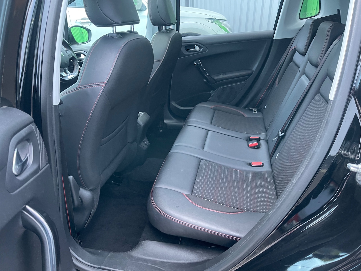 Used Peugeot 2008 2016 for sale - 77287388: Photo 15