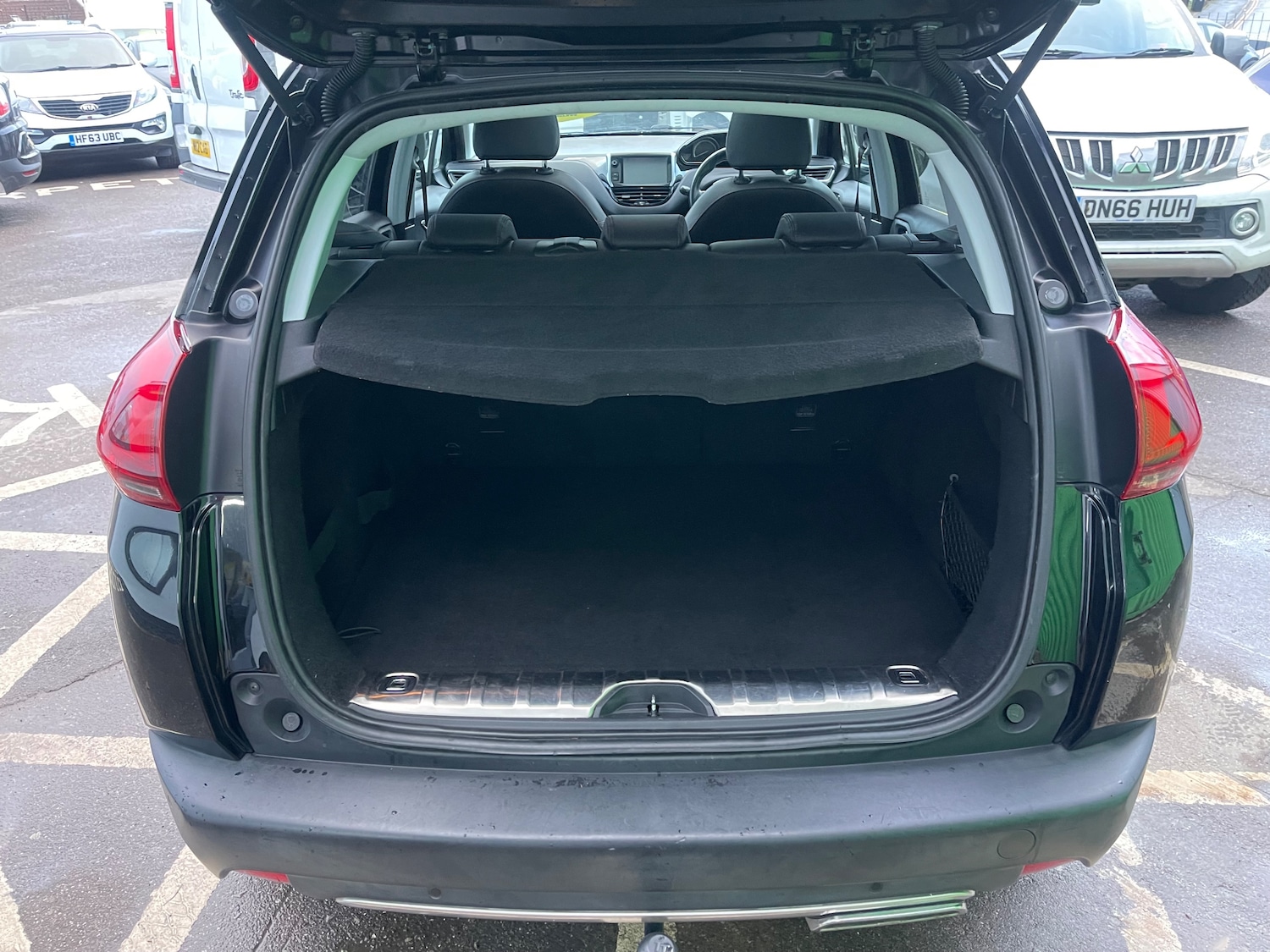 Used Peugeot 2008 2016 for sale - 77287388: Photo 17