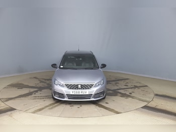 Used Peugeot 308 2018 for sale - 76896425: Photo