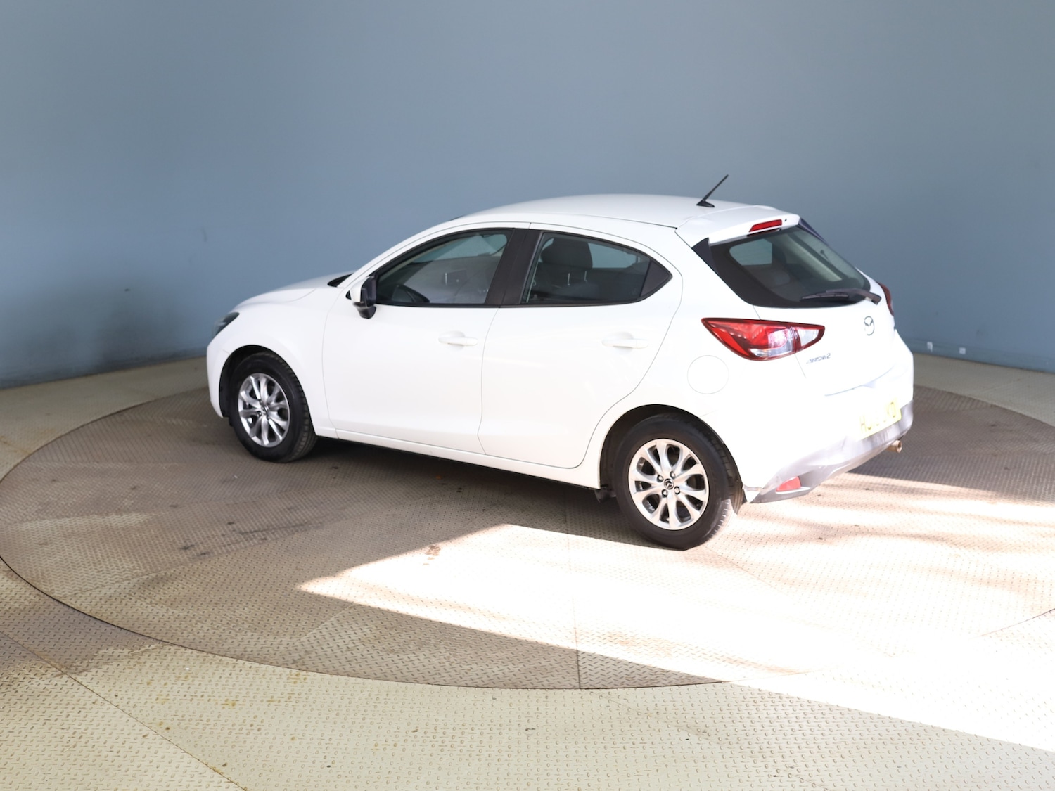 Used Mazda Mazda2 2018 for sale - 77989825: Photo 5