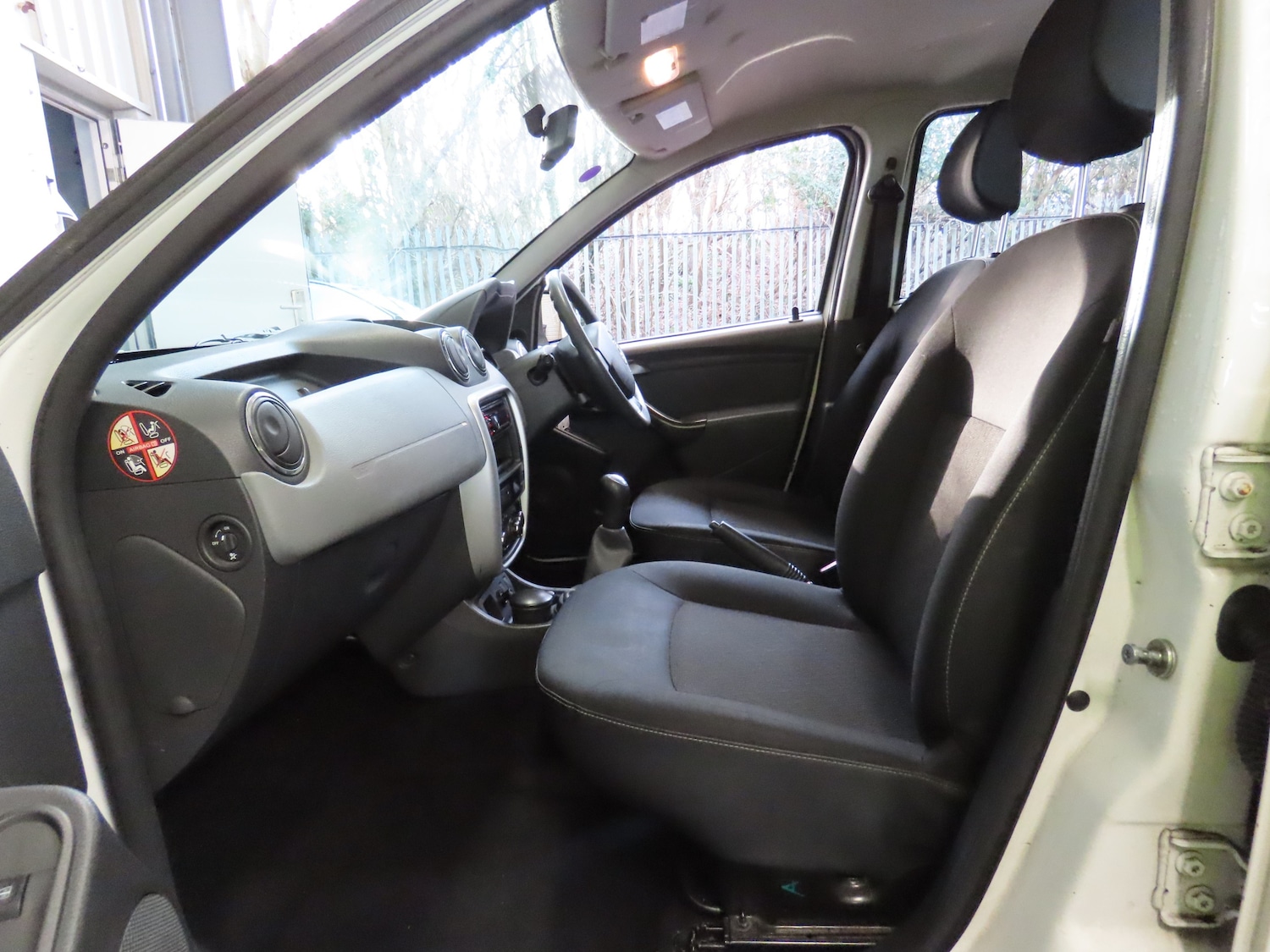 Used Dacia Duster 2014 for sale - 77382064: Photo 9