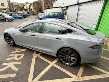 Used Tesla Model S 2016 for sale - 77935502: Photo
