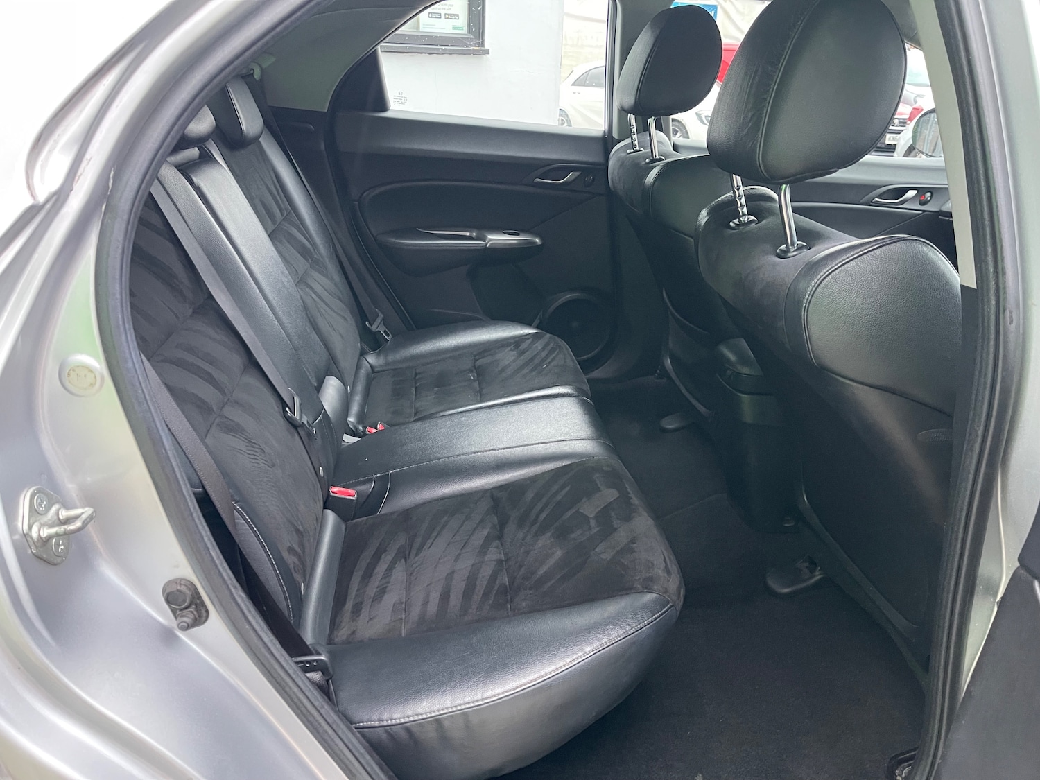 Used Honda Civic 2011 for sale - 77187658: Photo 13