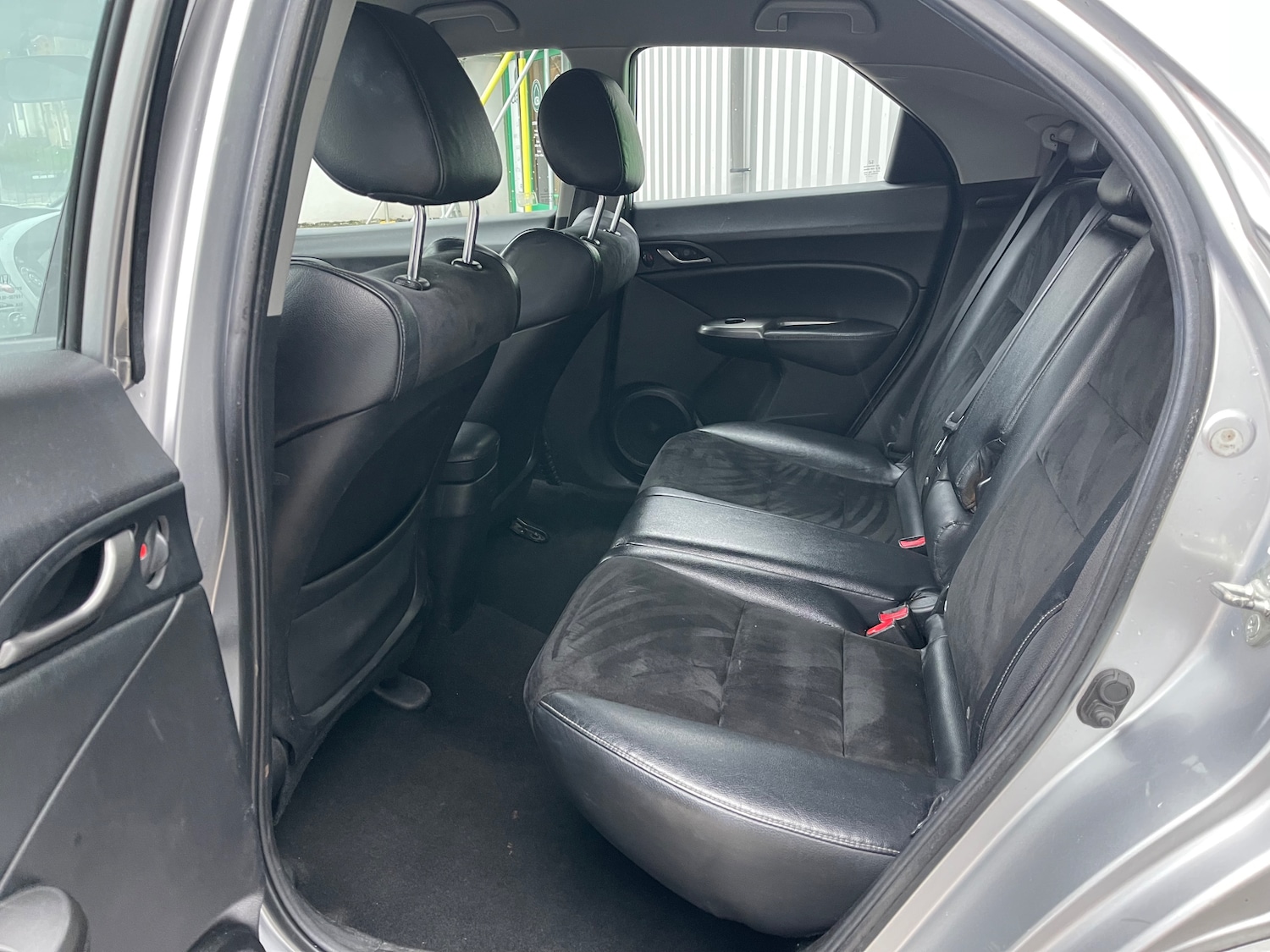 Used Honda Civic 2011 for sale - 77187658: Photo 16