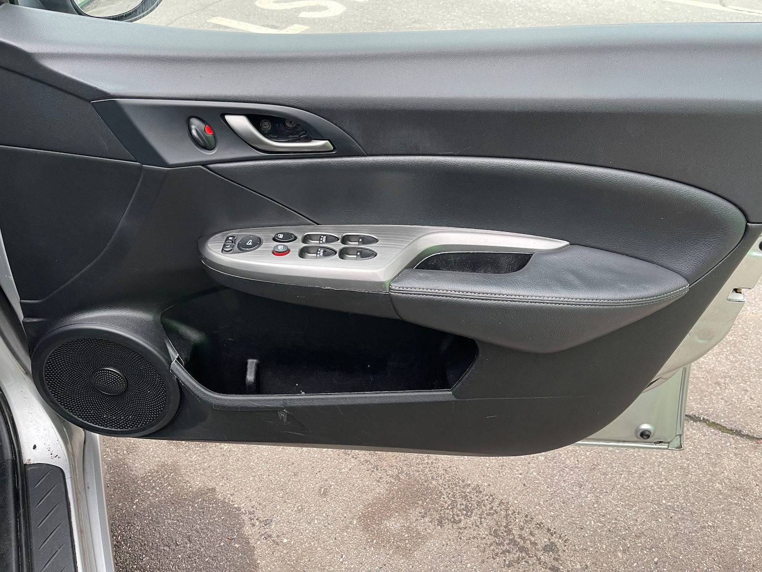 Used Honda Civic 2011 for sale - 77187658: Photo 9