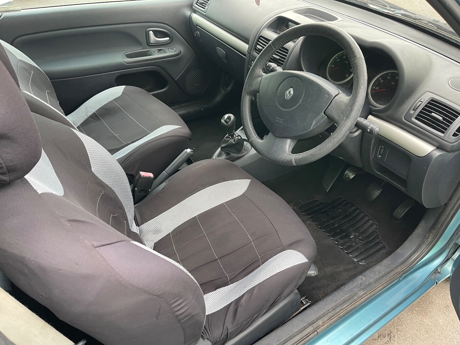 Used Renault Clio 2004 for sale - 76171036: Photo 7