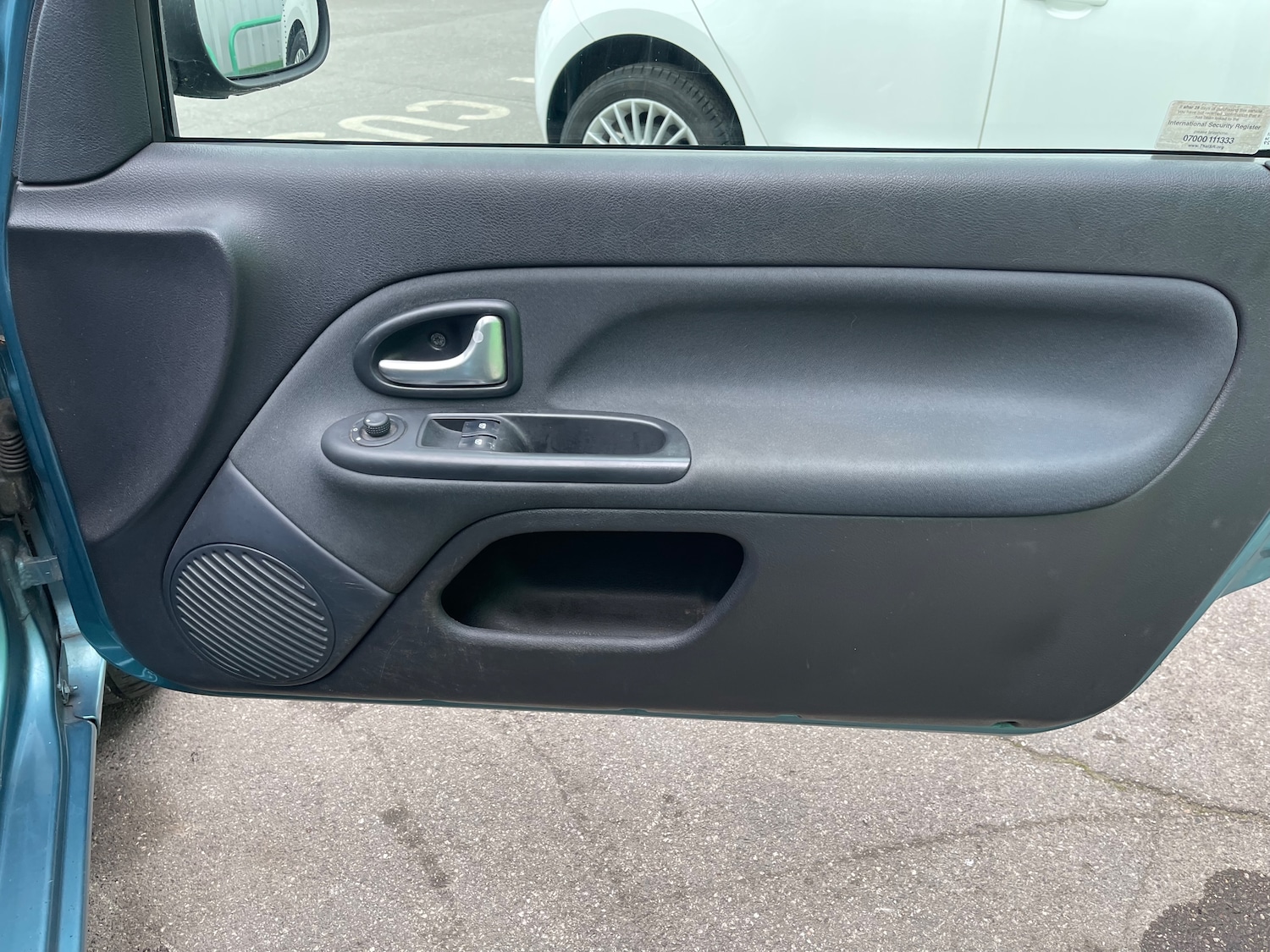 Used Renault Clio 2004 for sale - 76171036: Photo 9