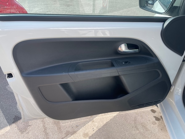 Used Volkswagen up! 2025 for sale - 75620933: Photo 12