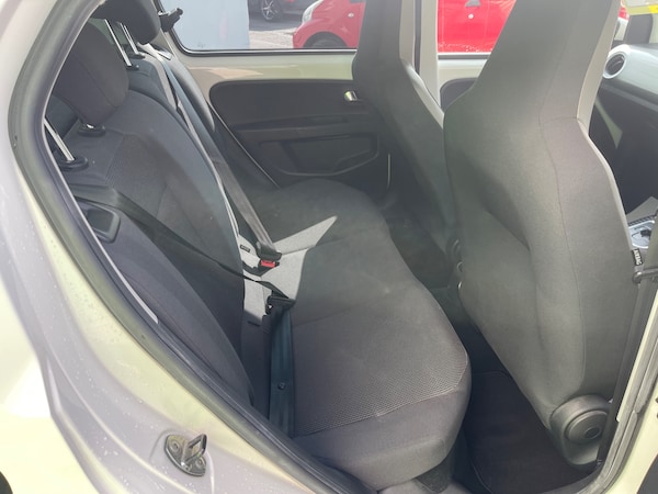 Used Volkswagen up! 2025 for sale - 75620933: Photo 9