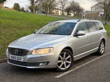 Used Volvo V70 2015 for sale - 77371756: Photo