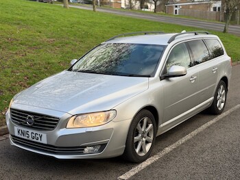Used Volvo V70 2015 for sale - 77371756: Photo