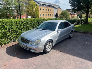 Used Mercedes-Benz E-Class 2004 for sale - 75863983: Photo