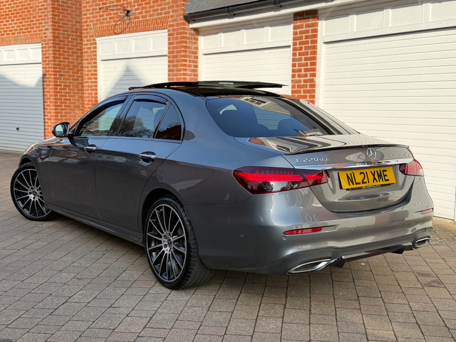 Used Mercedes-Benz E Class 2021 for sale - 77664983: Photo 11