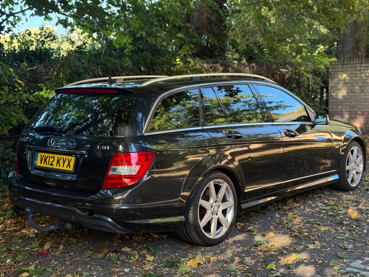 Used Mercedes-Benz C-Class 2012 for sale - 76186531: Photo 3