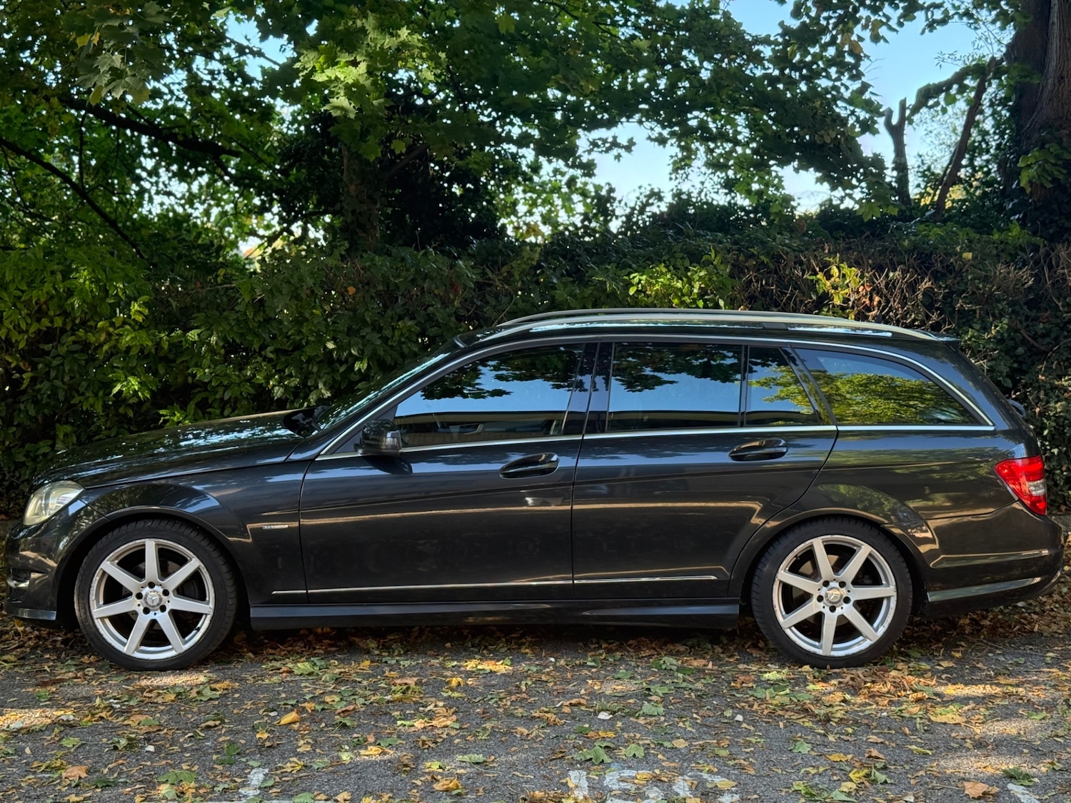 Used Mercedes-Benz C-Class 2012 for sale - 76186531: Photo 6