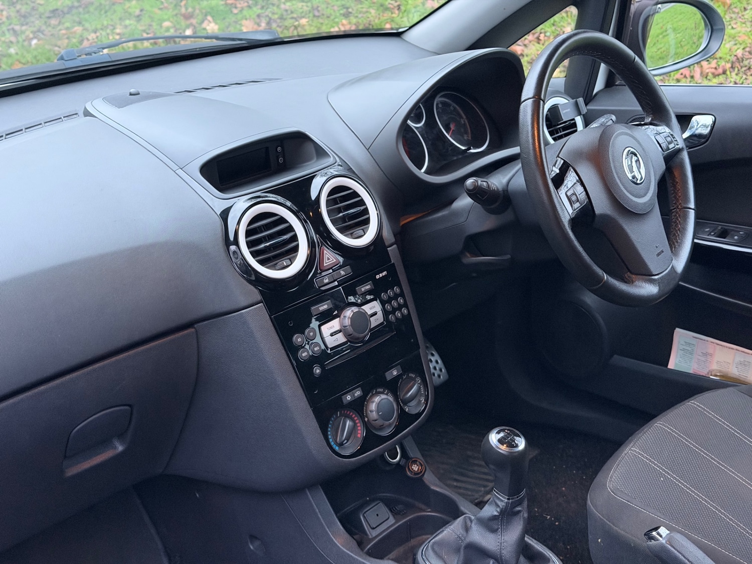 Used Vauxhall Corsa 2012 for sale - 77237478: Photo 11