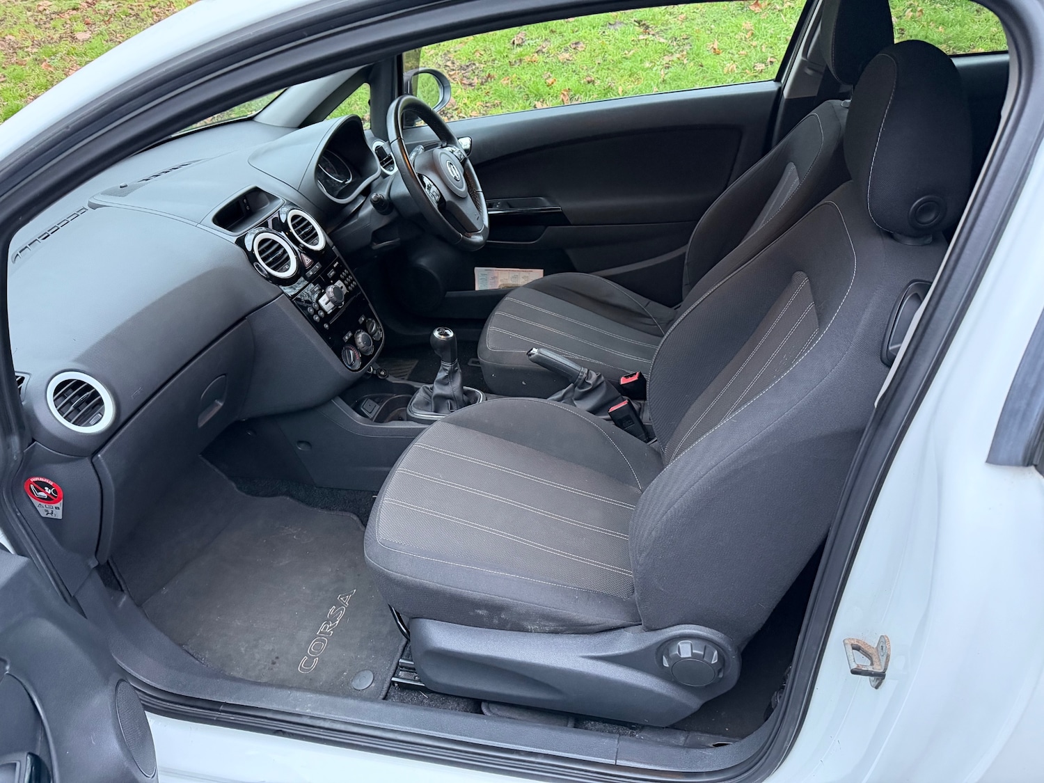 Used Vauxhall Corsa 2012 for sale - 77237478: Photo 12