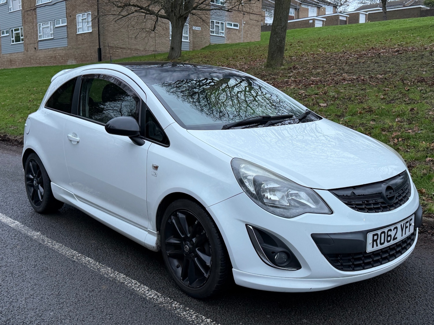 Used Vauxhall Corsa 2012 for sale - 77237478: Photo 3