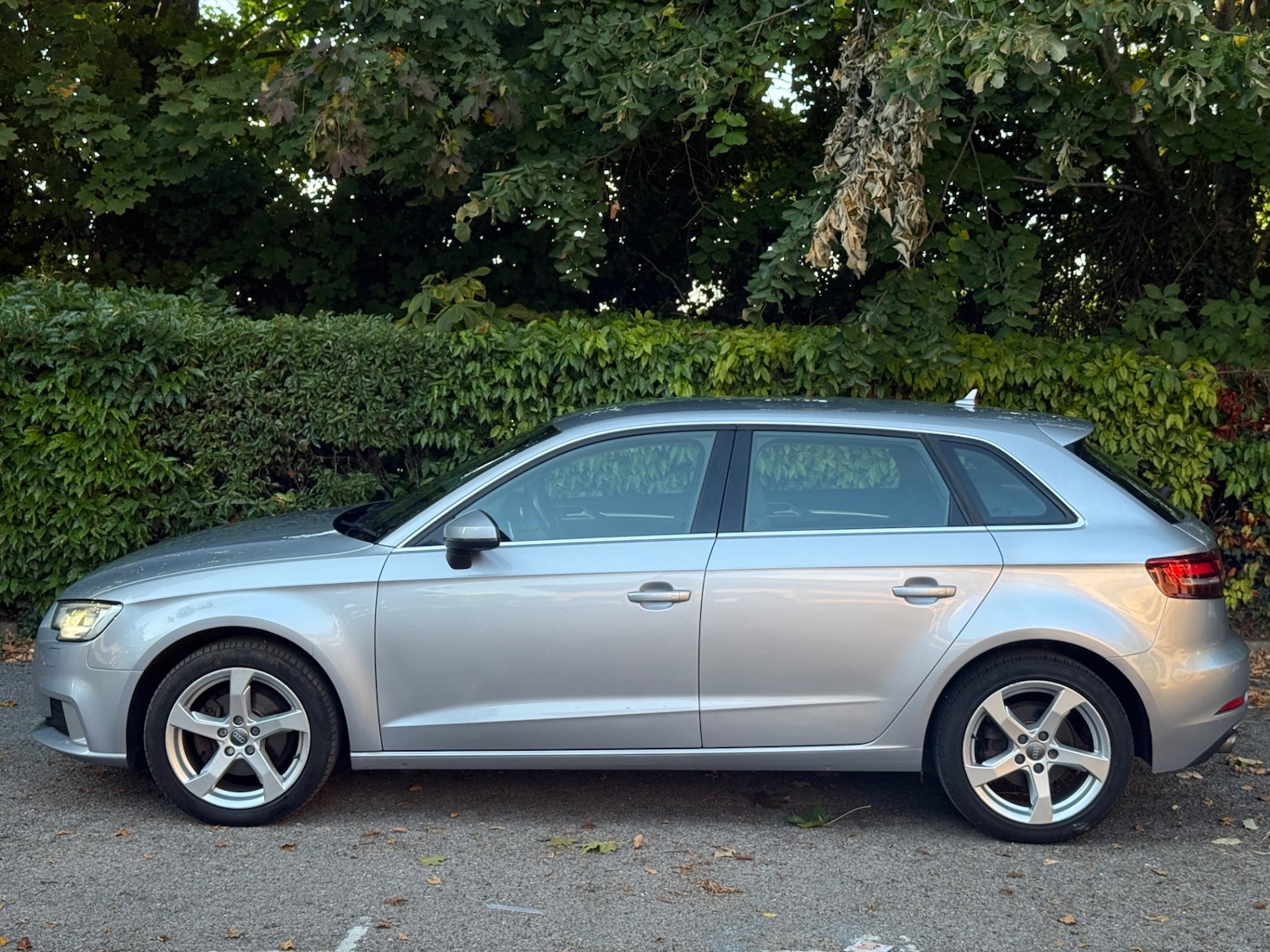 Used Audi A3 2016 for sale - 76120470: Photo 3