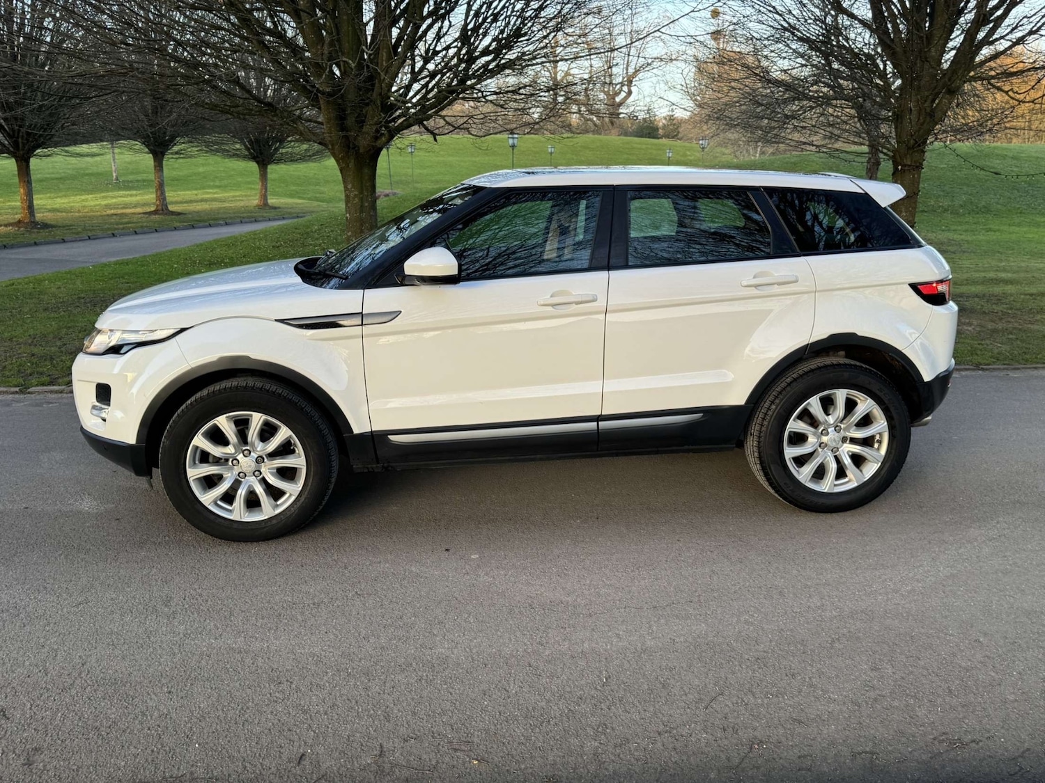 Used Land Rover Range Rover Evoque 2015 for sale - 77192769: Photo 4