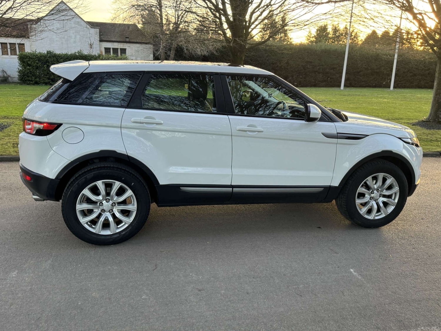 Used Land Rover Range Rover Evoque 2015 for sale - 77192769: Photo 8