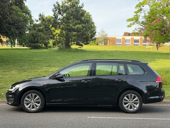 Used Volkswagen Golf 2016 for sale - 78683427: Photo