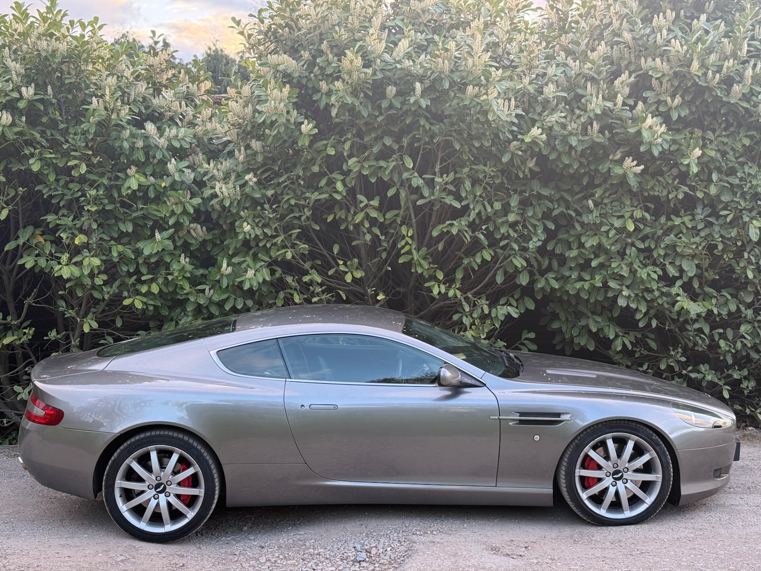 Used Aston Martin DB9 2004 for sale - 78219642: Photo 5