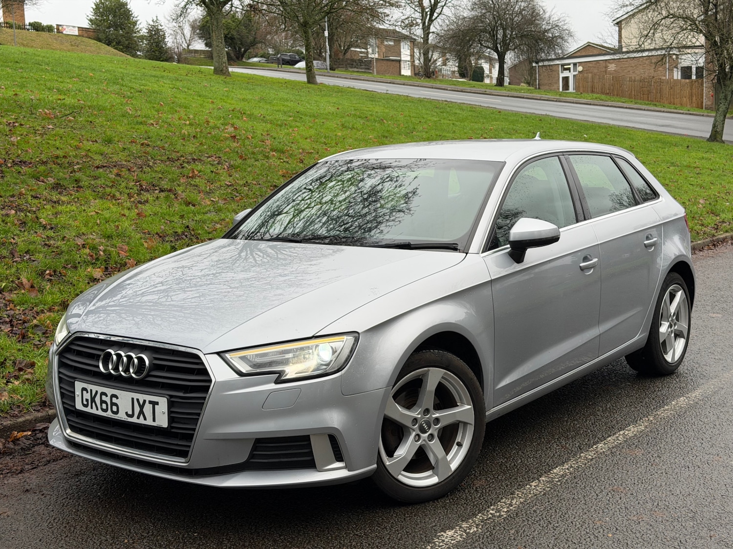 Used Audi A3 2016 for sale - 76960440: Photo 2