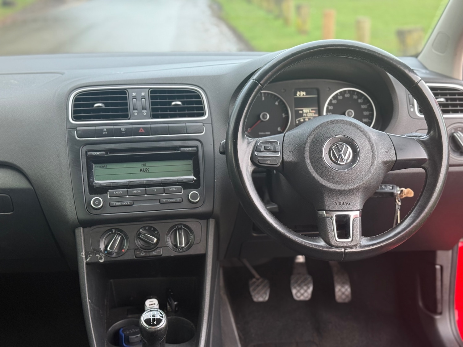 Used Volkswagen Polo 2011 for sale - 77563611: Photo 13