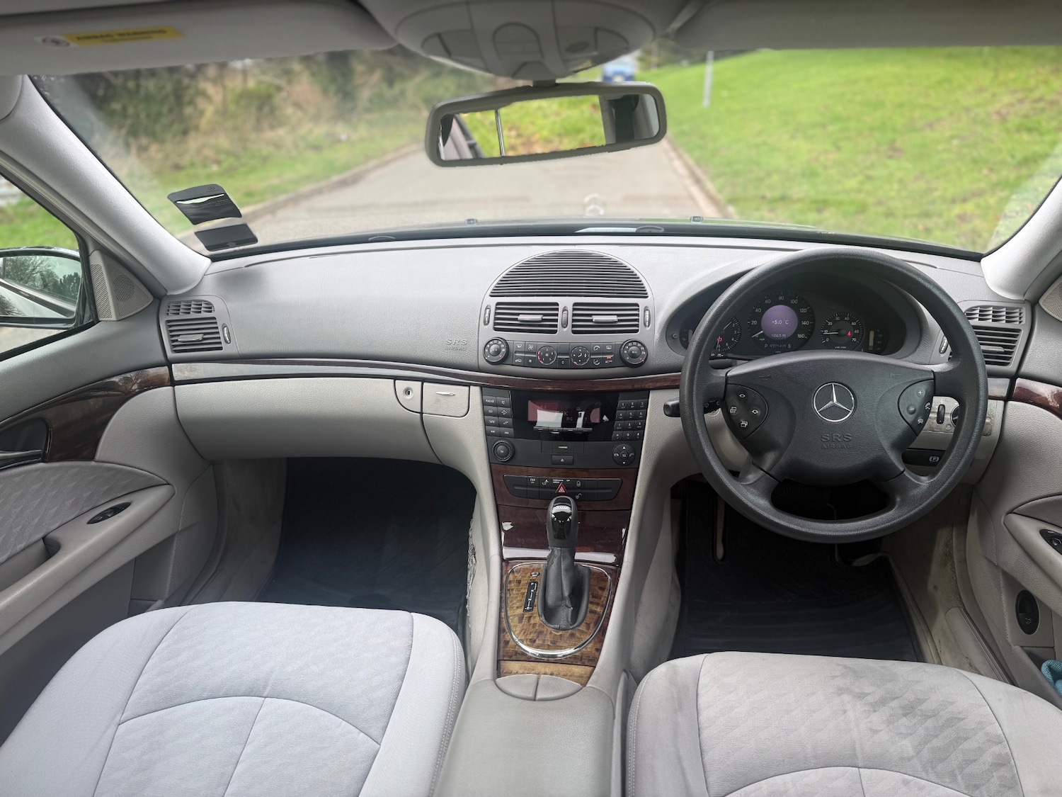 Used Mercedes-Benz E Class 2003 for sale - 77587488: Photo 13