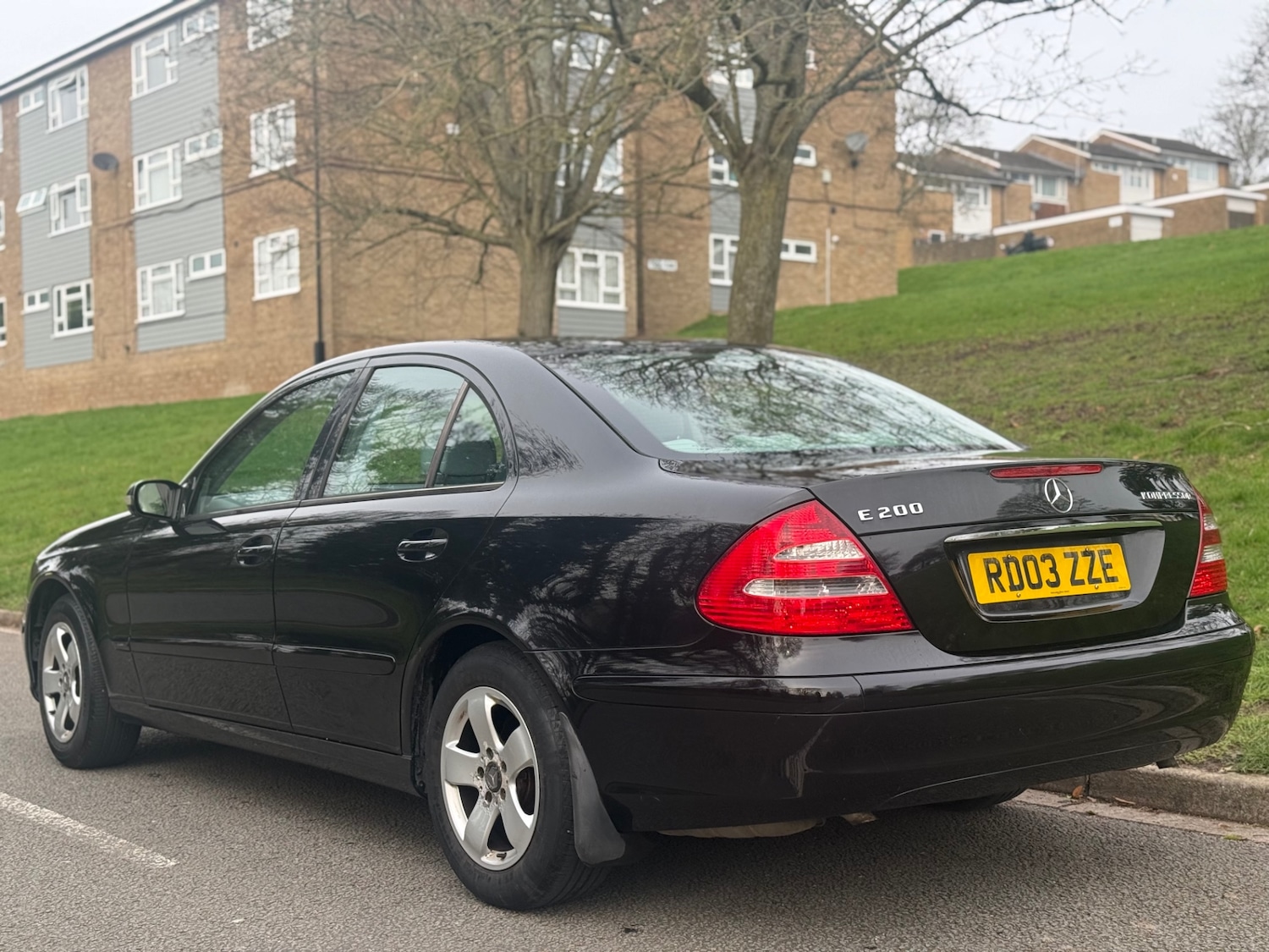 Used Mercedes-Benz E Class 2003 for sale - 77587488: Photo 3