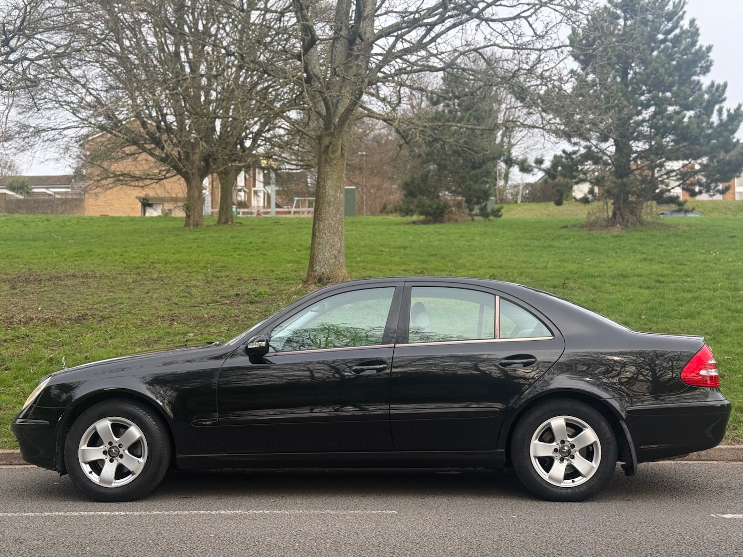 Used Mercedes-Benz E Class 2003 for sale - 77587488: Photo 6