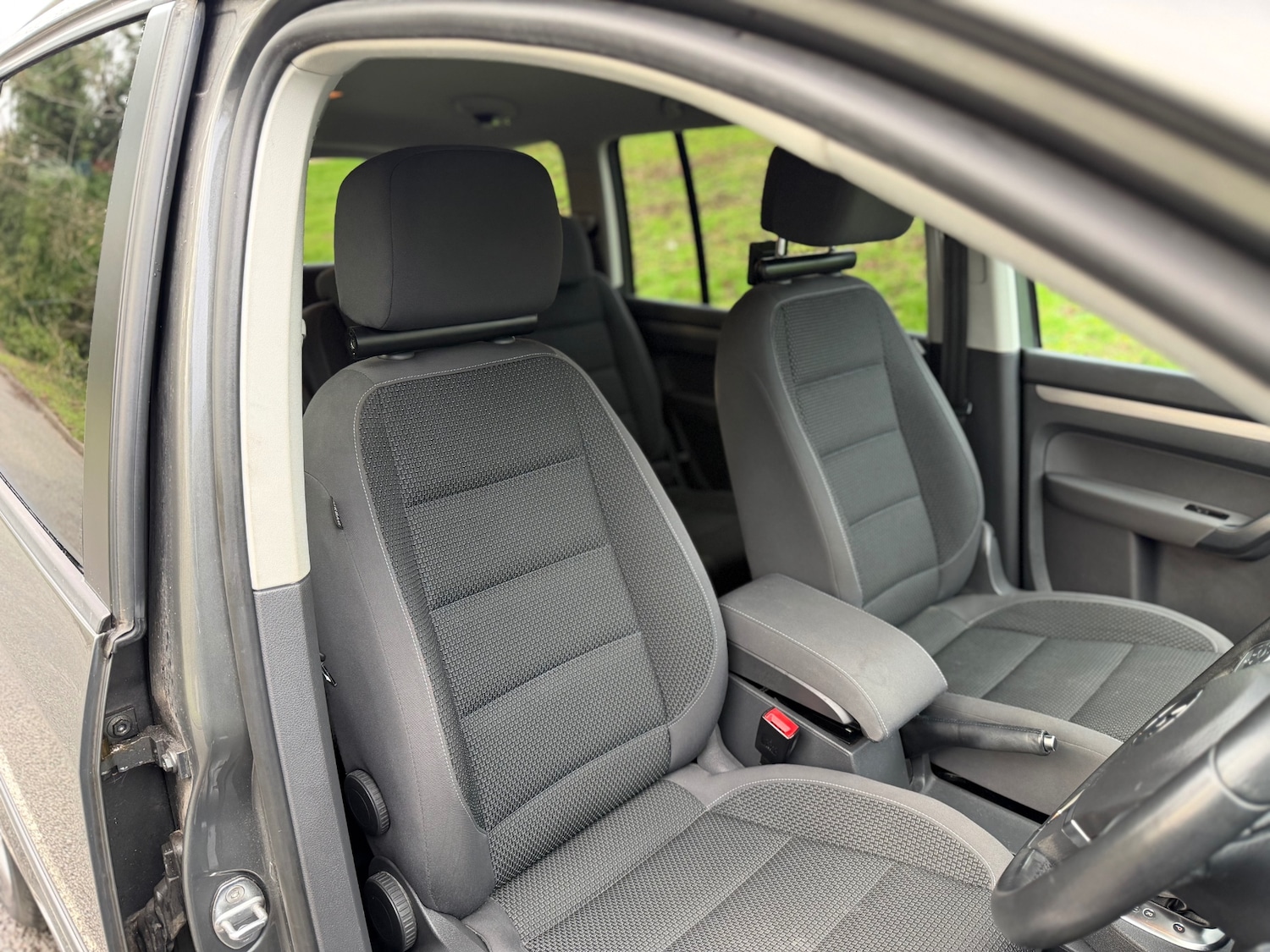 Used Volkswagen Touran 2014 for sale - 77563475: Photo 14