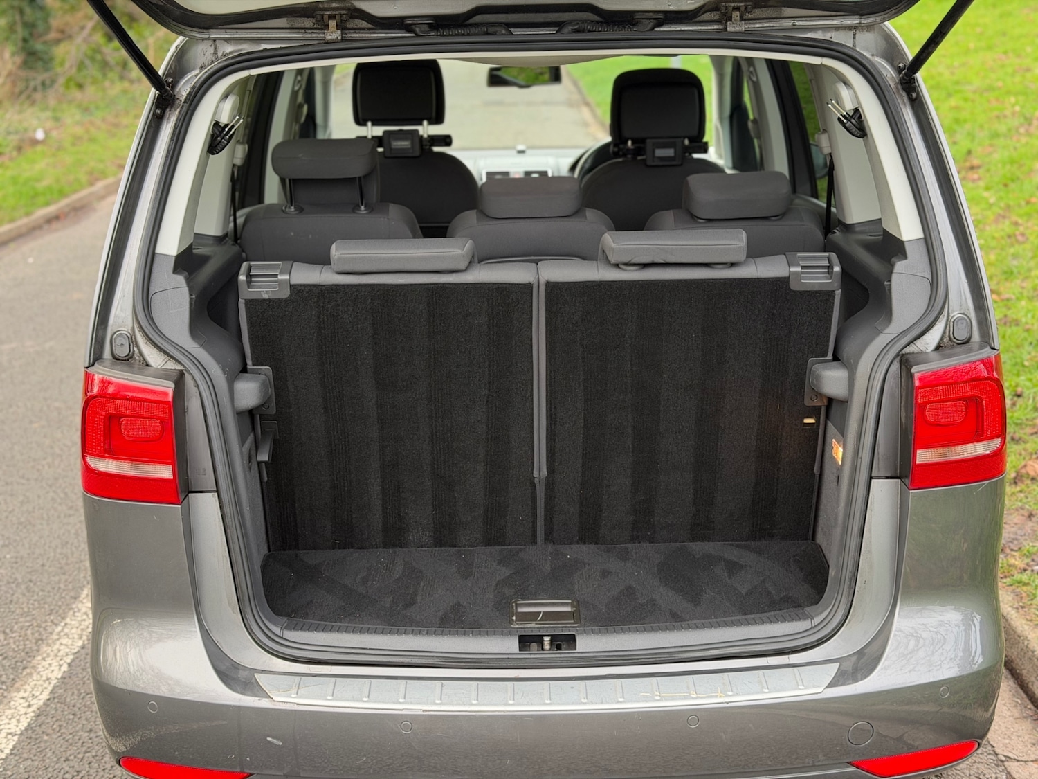 Used Volkswagen Touran 2014 for sale - 77563475: Photo 21