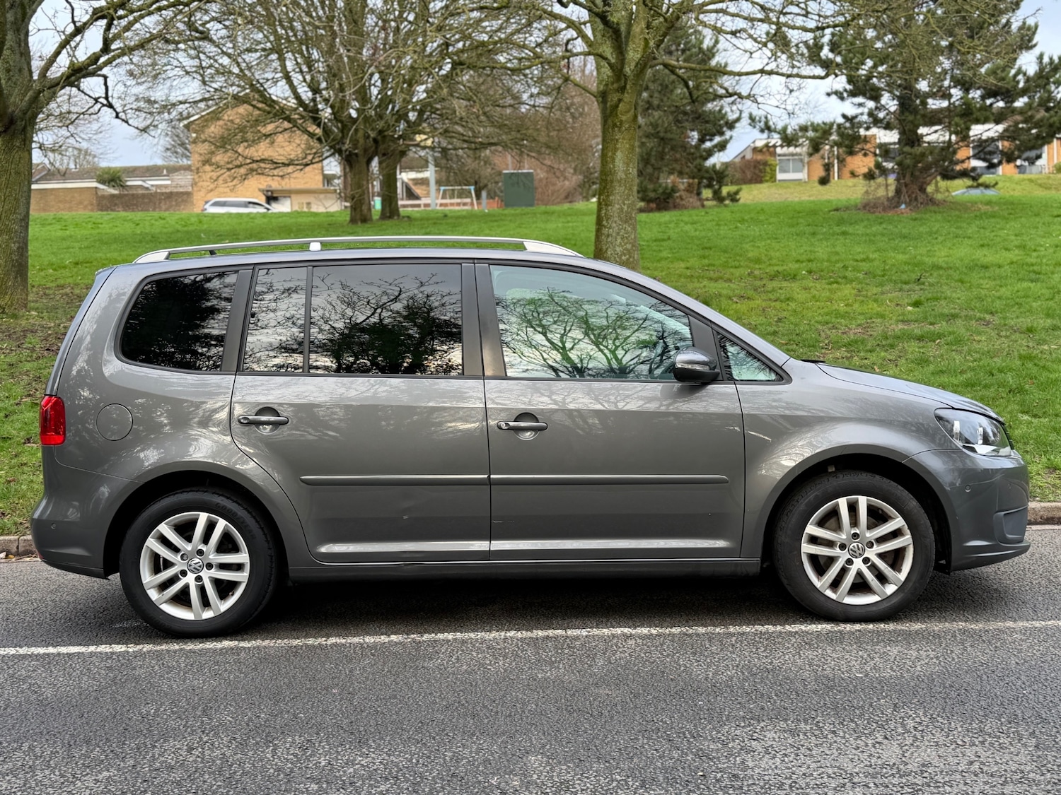 Used Volkswagen Touran 2014 for sale - 77563475: Photo 6